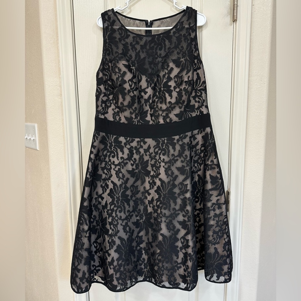 XSCAPE, Size 16w, Black Lace Dress